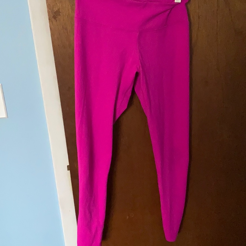 Yoga pants, bright pink